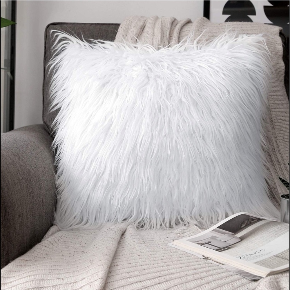 Faux fur pillow